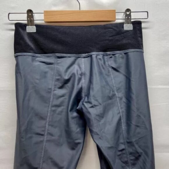 Spiritual Gangster Blessed Capri Pants XS/SM Gray Black Ribbed Detail NWT - Picture 5 of 10